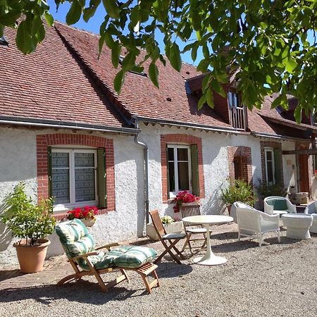 B&B Ferme De La Rouzannerie Pour 2 Ou Famille Lanneray Exterior photo