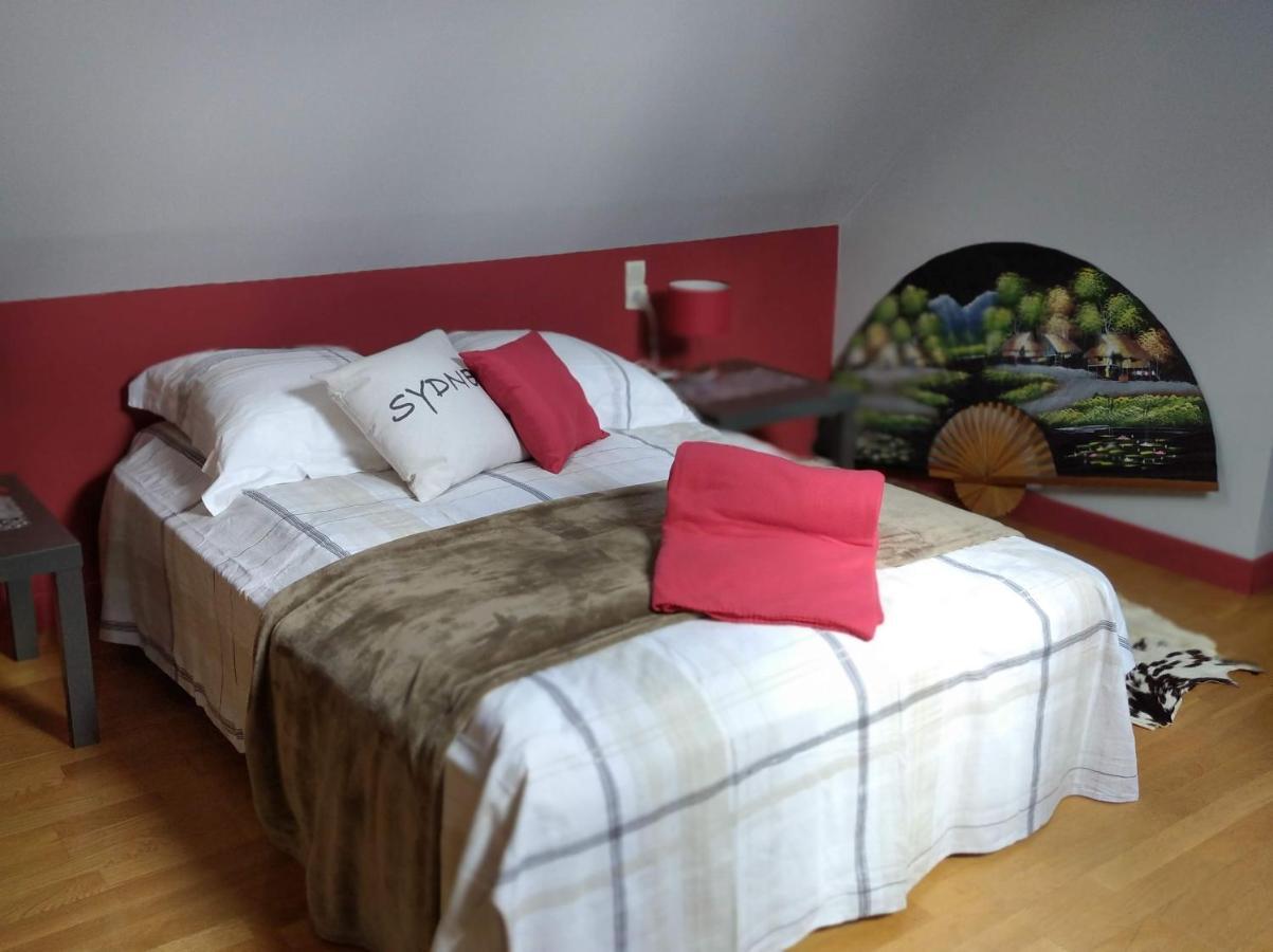 B&B Ferme De La Rouzannerie Pour 2 Ou Famille Lanneray Exterior photo