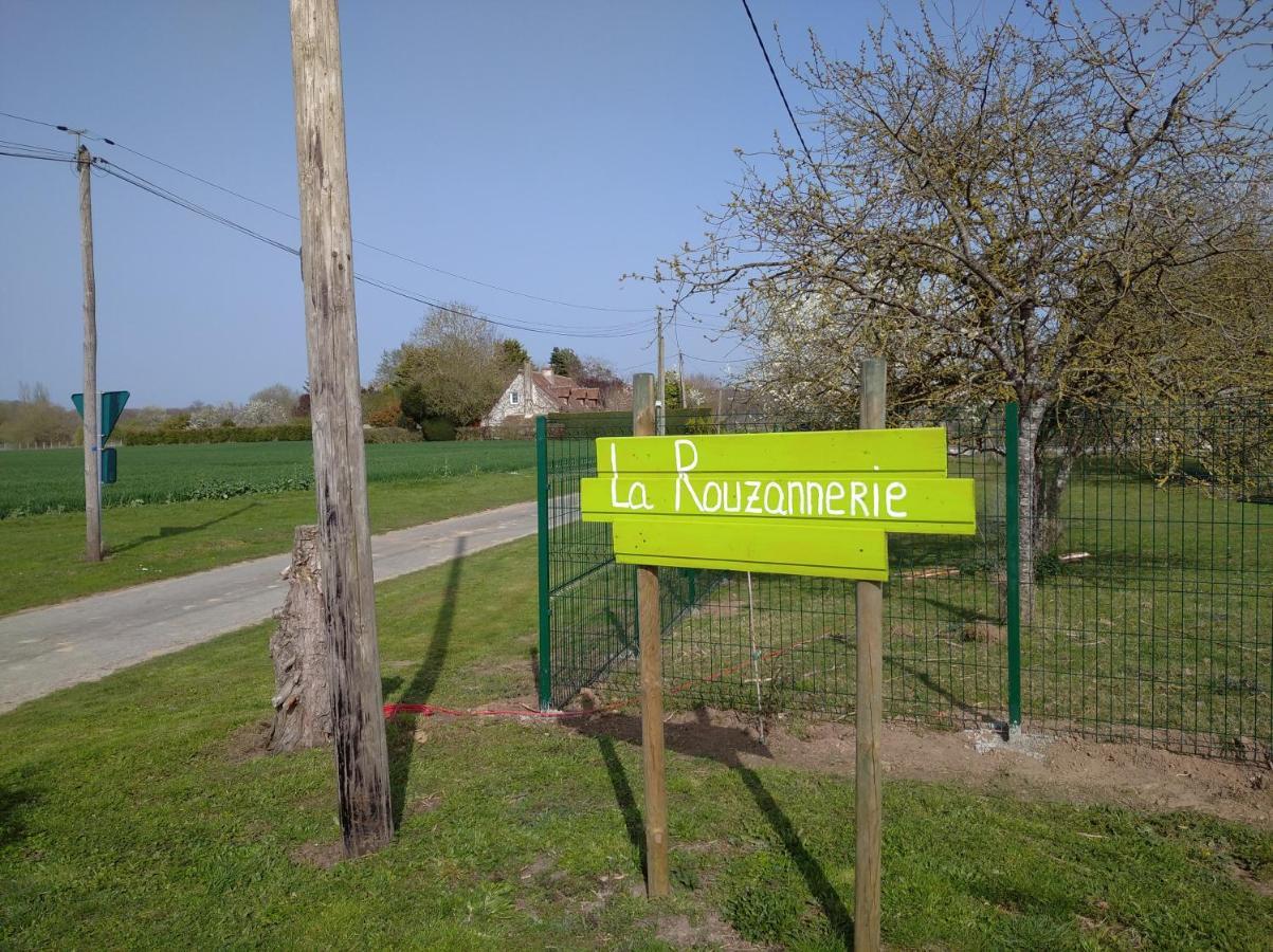 B&B Ferme De La Rouzannerie Pour 2 Ou Famille Lanneray Exterior photo