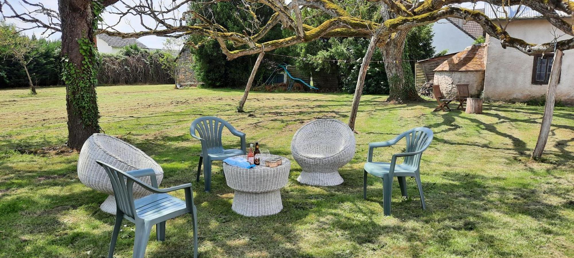 B&B Ferme De La Rouzannerie Pour 2 Ou Famille Lanneray Exterior photo